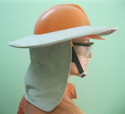 vành mũ bảo hộ che nắng chống tia UV